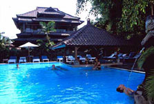 Pool At puri Bambu Hotel
